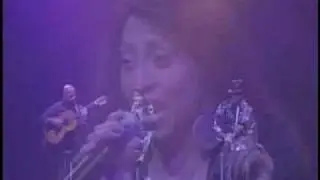 Keeniatta Unplugged in Greece - Summertime 2°