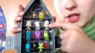 Колекция Stikeez из космоса(альбом + колекция)
