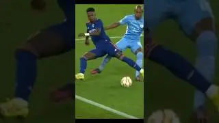 Vini jr nutmeg 🔥😈#trendingshorts #trending #viral #vinicius #realmadrid #football #nutmeg #share
