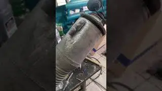 Своими руками выкрутить клапан пневмостойки А8 D3