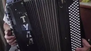 Я нашел комментарии!!! Разбор вальса "Амурские волны"