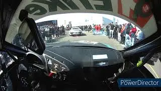 Victor Smolski im BMW M3 Type S jagt Porsche GT3 bei der Cup- und Tourenwagen Trophy 2023.
