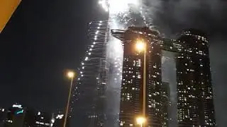 Dubai burj khalifa New Year fireworks 2021