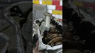 Снятие поршня с гольф 3 и установка на Мерседес Вито