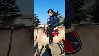 Первый раз на лошади. Батумский конный клуб.  Аджария. Грузия.