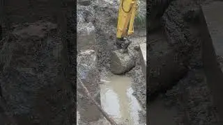 Working with Excavator in construction project #shorts #excavator #jcb