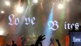 Judas Priest - Love Bites (Live)