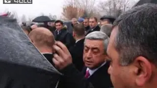 «Սուտ ա ասում»․ քաղաքացիները՝ Սերժ Սարգսյանին