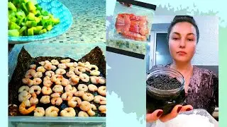 Making sushi cake 😋