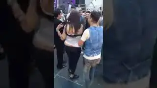 رقص فاجر في عرس مصري و عرى عين بين