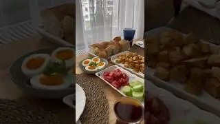 🥘🫖 OĞLUMLA SAKİN BİR KAHVALTI #kahvaltı #vlogesra #shorts #asmr