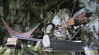 Londa’s Burial Caves - One of the More Popular Tourist Destinations in Tana Toraja