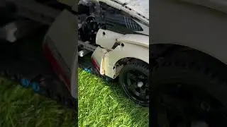 911