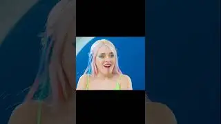 Вся еда для чернокожей девушки