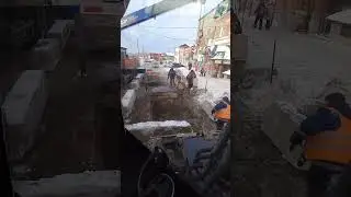 РАБОТАЕМ,ЭКСКАВАТОР ТВЭКС