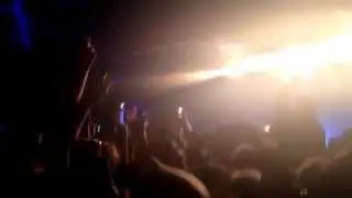 Twenty One Pilots | Crowd Surfing Drum Off! Live Melbourne 5/7/15