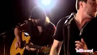 Eli Young Band Performs 'Dust' at Billboard Studios