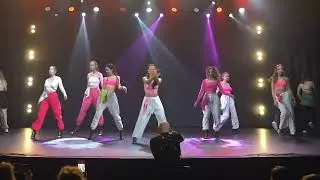 Fem Hop & High Heels | Мини Вика
