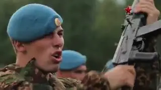 День ВДВ  Видео с показных выступлений десантников 1