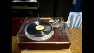 Виниловый проигрыватель Victor QL-A95