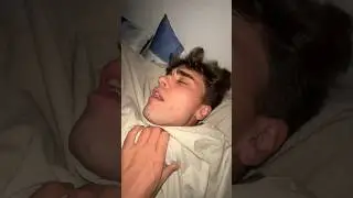 ANDREA FRATINO ENTRA IN CAMERA MENTRE STO IN DOLCE COMPAGNIA @realenzuccio