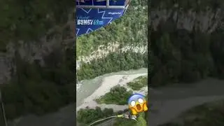 Самый безбашенный поступок в жизни !🫣😱  Прыжок в бездну 😵