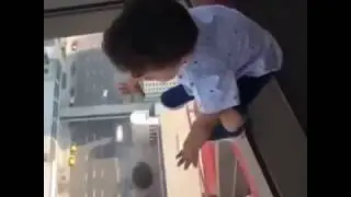 kid experience glass floor on height