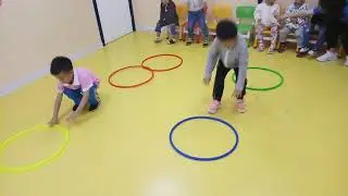 ESL flashcards game: pass the hoops