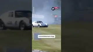 Une Ferrari prend feu en pleine course