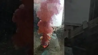 Цветной дым😍
