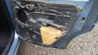 Гниют двери - причина - форд фокус 1, снимаем обшивки дверей Ford Focus 1 1.6 Duratec Rocam