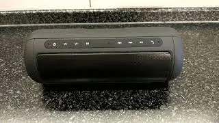 Портативная колонка QUMO X10 - включение