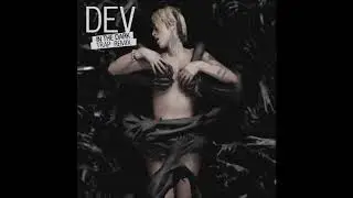 Dev - Dancing In The Dark (Trap Remix)