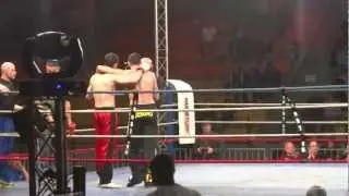 yaz debono chauss fight décision
