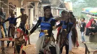 kiprah terbaru ebeg kembang wijaya bandingan kalibombong