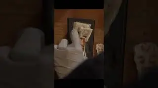 Что это? Что за жуткая фигурка?