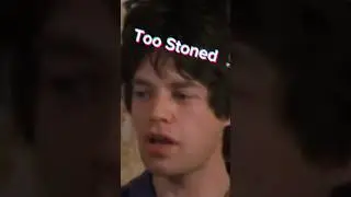 Stoned Mick Jagger on Hendrix 😳🚬✌️ #jimihendrix #guitartone #rollingstones #mickjagger