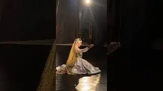 "Salaam-e-ishq" by #dancemayuri  #youtubeshorts #ytshorts #muqaddarkasikandar