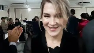 Подпевает полукункинец Сиражутин поет Тамара из Анклуг, танцует Жабраил и его родня из Кунки.