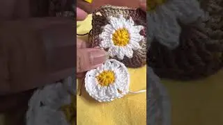 Crochet daisy granny square headband #shortvideo #daisy #grannysquare #headband #crochetflower #diy