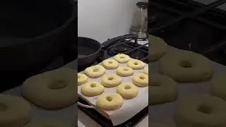 птшка или пончик🍩
