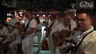 Esperanza et le coeur des guitares en live au Latino Beach