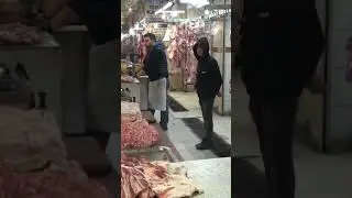 Gaziantep’teki sokak satışına belediye zabıtlarından müdahale geldi! Peki neden sokaktaydılar?