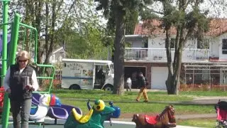 Creepy Ice Cream Truck !! 04.07.16
