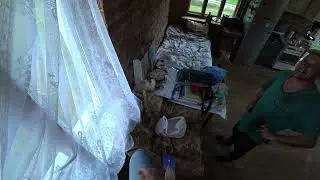 Как мужики карниз и тюль вешали, затеяли душевный разговор...