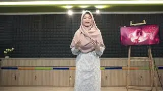 Fenie Aisyah from SMA Daarut Tauhiid Boarding School Putri.