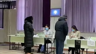Выборы в парламент 2021: на участке 1350 не работает монитор, считывающий информацию об избирателе