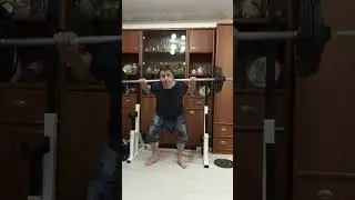 Качаюсь дома. Присед на пик вес 85 кг. 5*5. 3 мая 2023