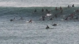 FREE SURFERS ARE FIGHTING FOR BIG WAVE IN BINGIN AND IMPOSSIBLES