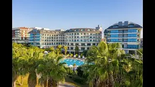 Commodore Hotel